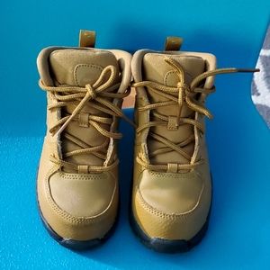 Nike Maona Toddler Boots